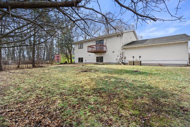 6154 S 42nd STREET, Greenfield, WI 53221