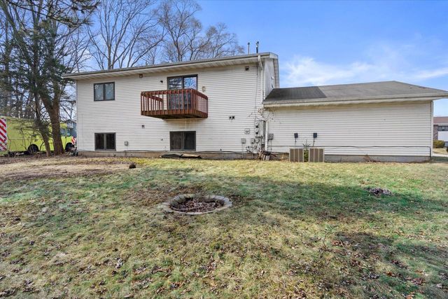 6154 S 42nd STREET, Greenfield, WI 53221