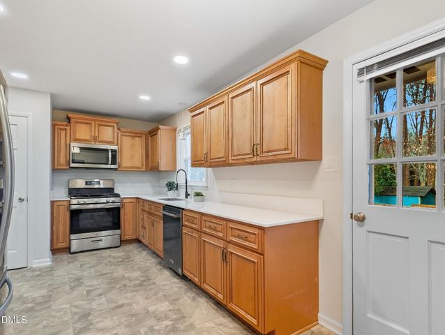 1113 Yorkshire Drive, Cary, NC 27511