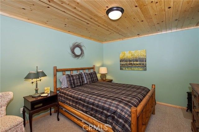 33653 Green Valley Lane, Green Valley Lake, CA 92341