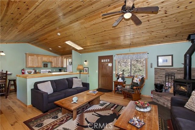 33653 Green Valley Lane, Green Valley Lake, CA 92341