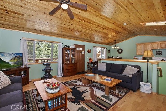 33653 Green Valley Lane, Green Valley Lake, CA 92341