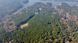 1272 Sunset Cove, Tignall, GA 30668