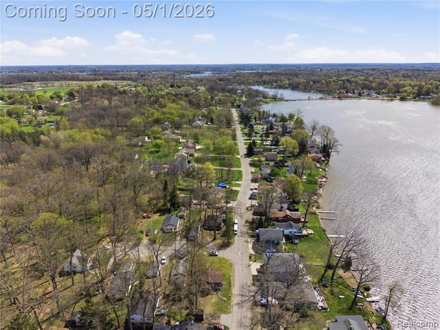 4168 Minnetonka Drive, Linden, MI 48451