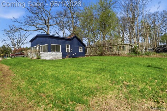 4168 Minnetonka Drive, Linden, MI 48451