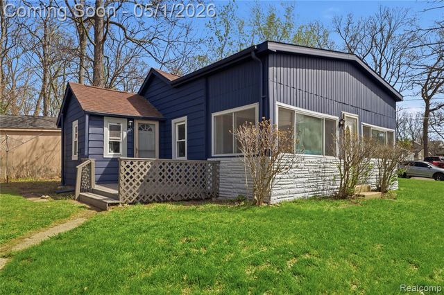 4168 Minnetonka Drive, Linden, MI 48451