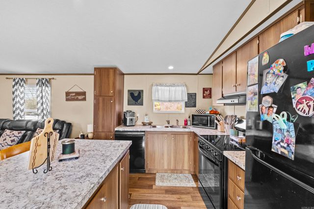 127 Wallis Road, Bald Knob, AR 72010