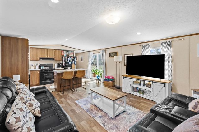 127 Wallis Road, Bald Knob, AR 72010