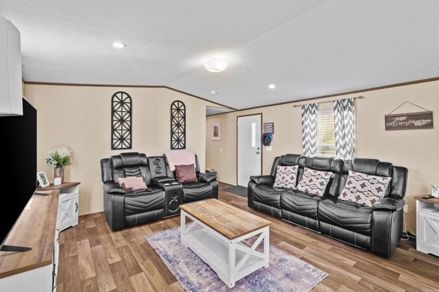 127 Wallis Road, Bald Knob, AR 72010