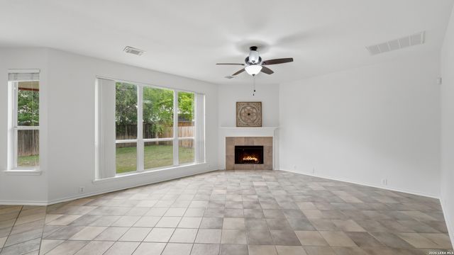 4740 Iron Ridge Pass, Schertz, TX 78154