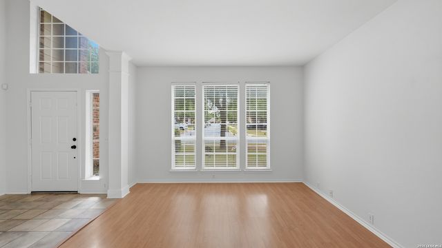 4740 Iron Ridge Pass, Schertz, TX 78154