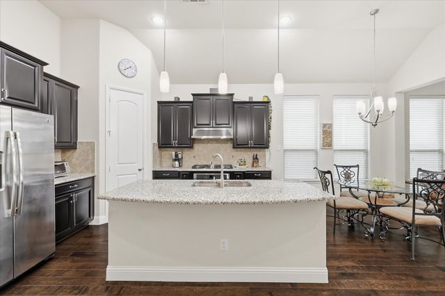 14821 Cedar Flat Way, Fort Worth, TX 76262