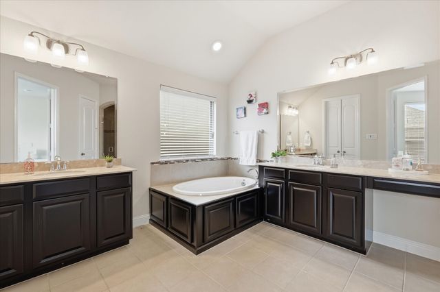 14821 Cedar Flat Way, Fort Worth, TX 76262