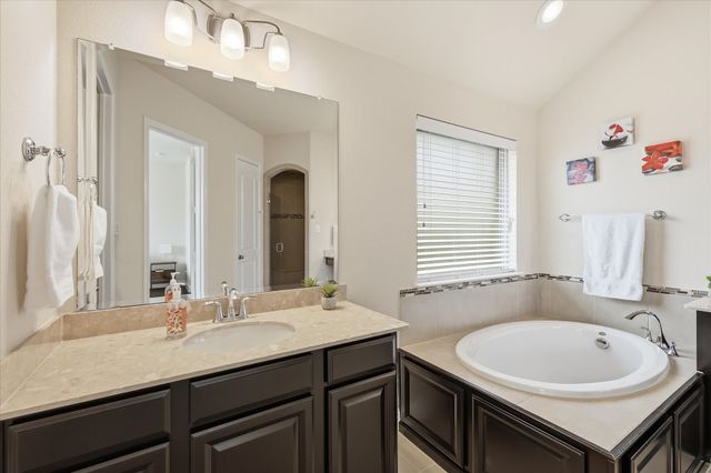 14821 Cedar Flat Way, Fort Worth, TX 76262