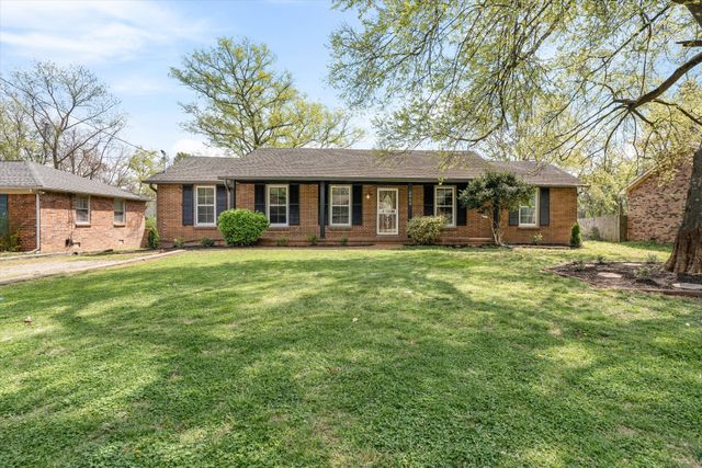 2968 Kinwood Dr, Antioch, TN 37013