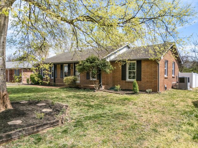 2968 Kinwood Dr, Antioch, TN 37013