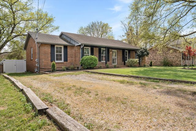 2968 Kinwood Dr, Antioch, TN 37013