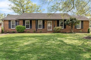 2968 Kinwood Dr, Antioch, TN 37013
