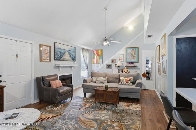 421 Pelahatchie Shore Drive, Brandon, MS 39047