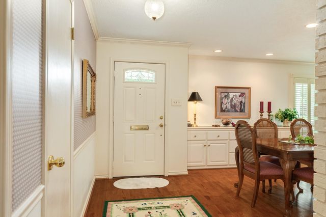 130 Nasturtium Street, Lake Jackson, TX 77566