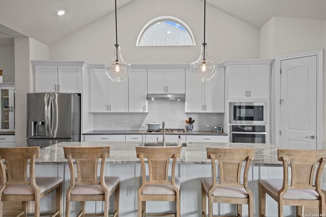 3818 Balentine, San Antonio, TX 78257