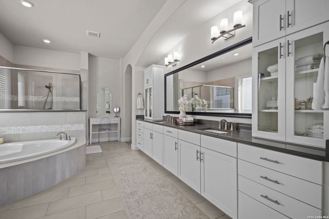 3818 Balentine, San Antonio, TX 78257