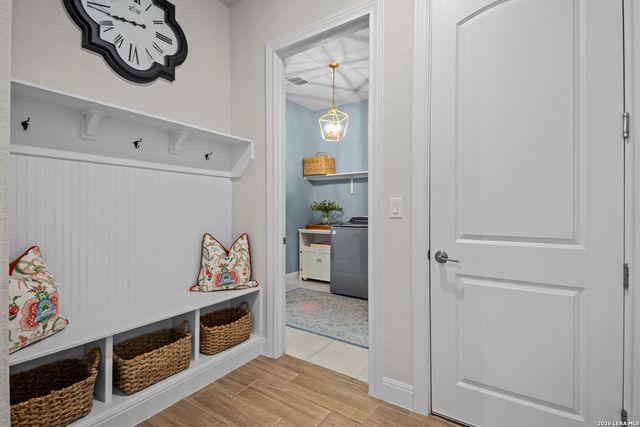 3818 Balentine, San Antonio, TX 78257