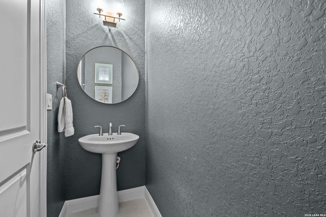 3818 Balentine, San Antonio, TX 78257