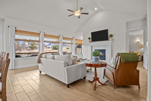 3818 Balentine, San Antonio, TX 78257