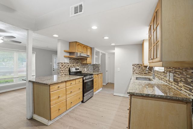 2430 Mark Drive, Mesquite, TX 75150
