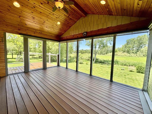 910 Riverview Court, Marshall, WI 53559