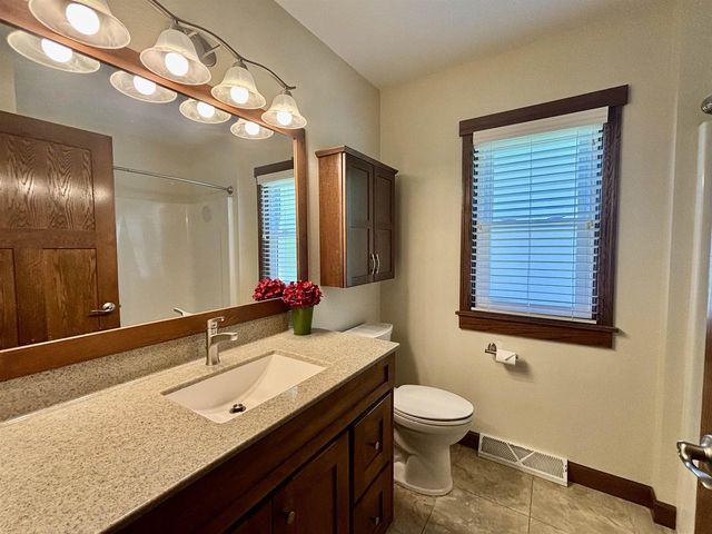910 Riverview Court, Marshall, WI 53559