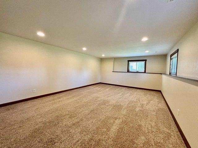 910 Riverview Court, Marshall, WI 53559