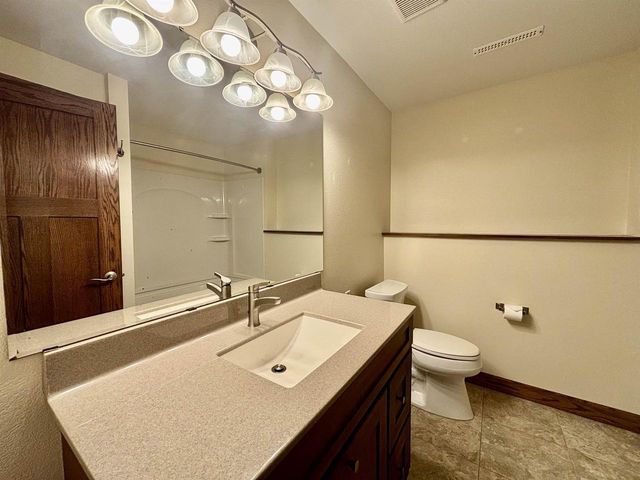 910 Riverview Court, Marshall, WI 53559