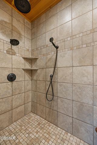 4320 Firefly View Way, Gatlinburg, TN 37738