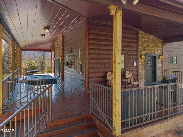 4320 Firefly View Way, Gatlinburg, TN 37738
