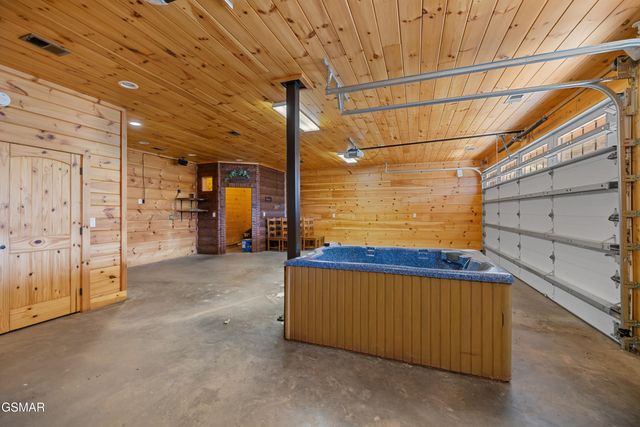 4320 Firefly View Way, Gatlinburg, TN 37738