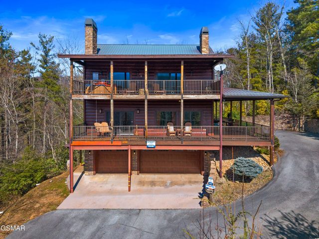 4320 Firefly View Way, Gatlinburg, TN 37738