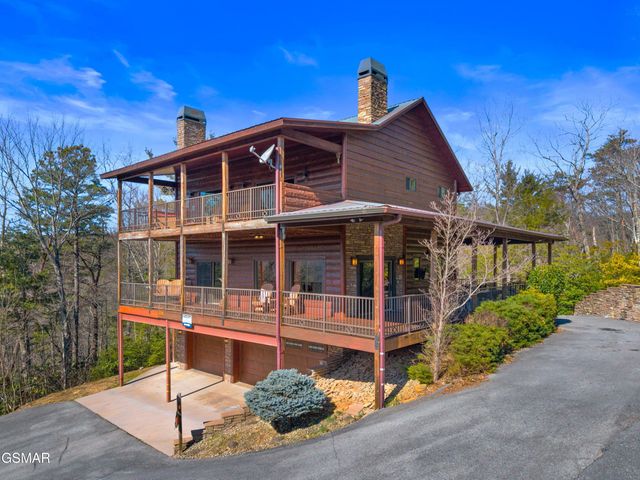 4320 Firefly View Way, Gatlinburg, TN 37738