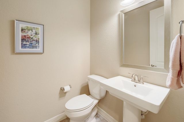 2285 Nature View LOOP, Driftwood, TX 78619