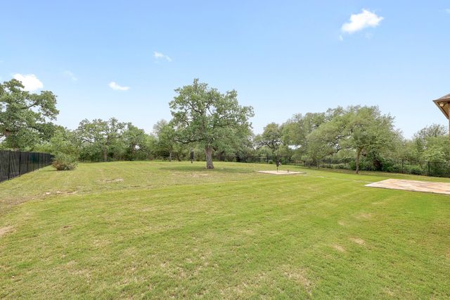 2285 Nature View LOOP, Driftwood, TX 78619