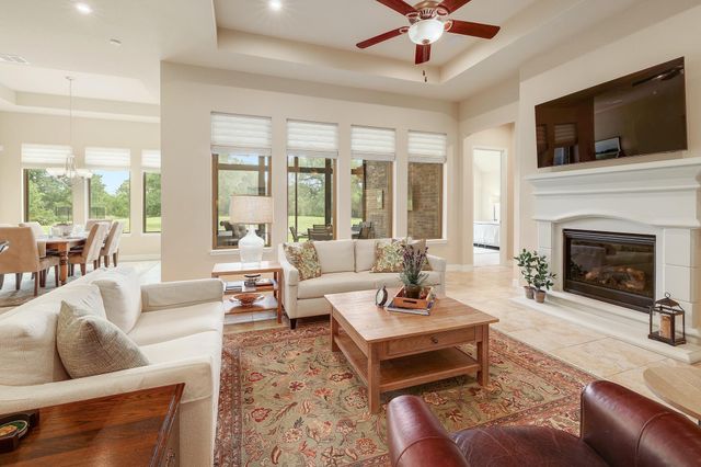 2285 Nature View LOOP, Driftwood, TX 78619
