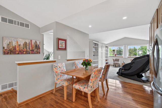 2170 Cool Stream Circle 1803, Eagan, MN 55122