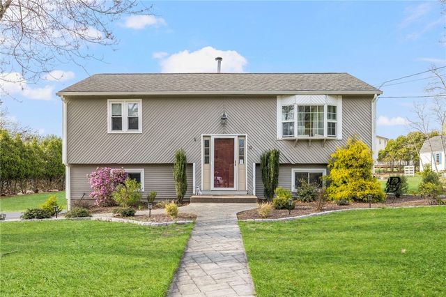 11 Nichole Lane, Coventry, RI 02816