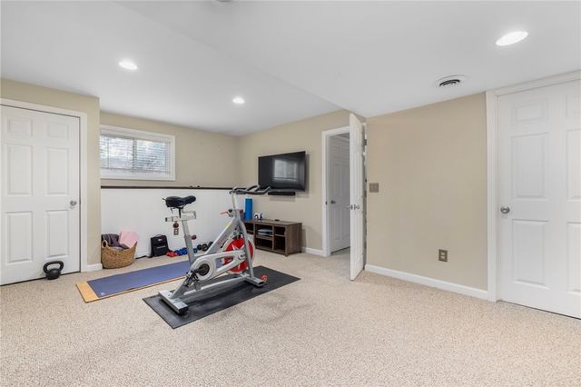 11 Nichole Lane, Coventry, RI 02816