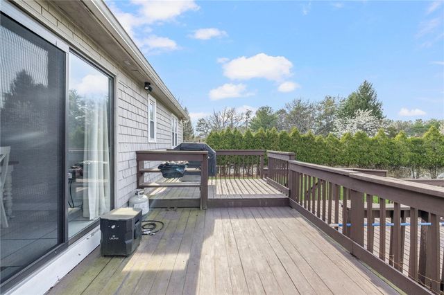 11 Nichole Lane, Coventry, RI 02816