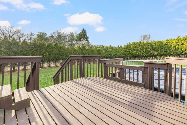 11 Nichole Lane, Coventry, RI 02816