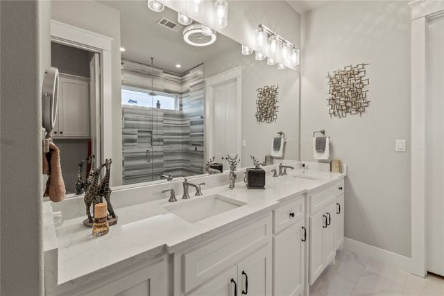 148 Hilton Head Island Drive, Mabank, TX 75156