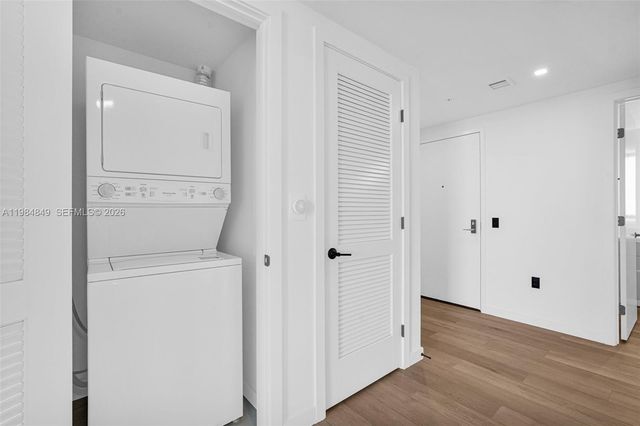 307 SW 5th St 1809, Fort Lauderdale, FL 33315