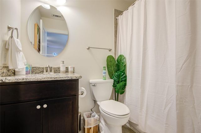 738 Link Road, Houston, TX 77009